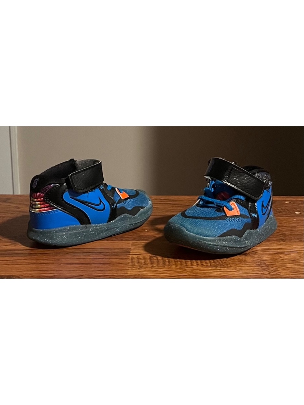 Nike Kyrie Kids' Basketball Shoes Size 8C Blue Black Orange